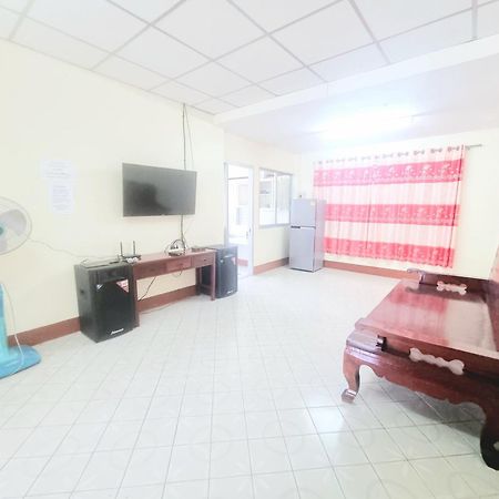Mae Rampung Beach House คาราโอเกะและสระเด็ก Rayong Ngoại thất bức ảnh